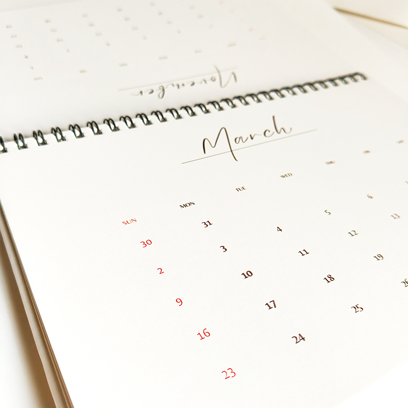 White Minimal Aesthetic 2025 Flip Table Calendar